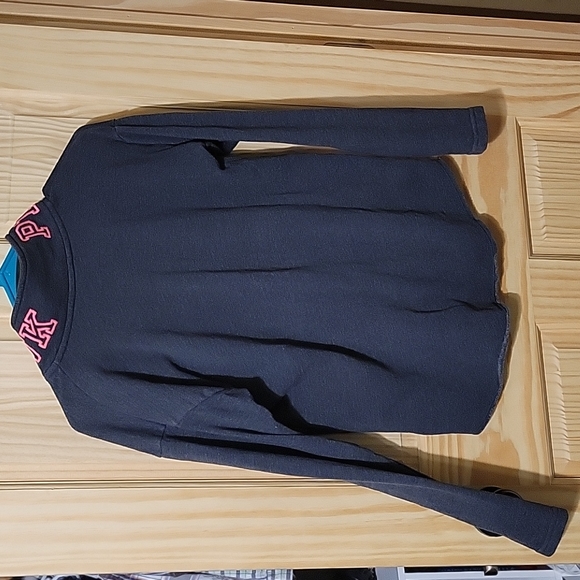 Pink VS pullover - Picture 4 of 4